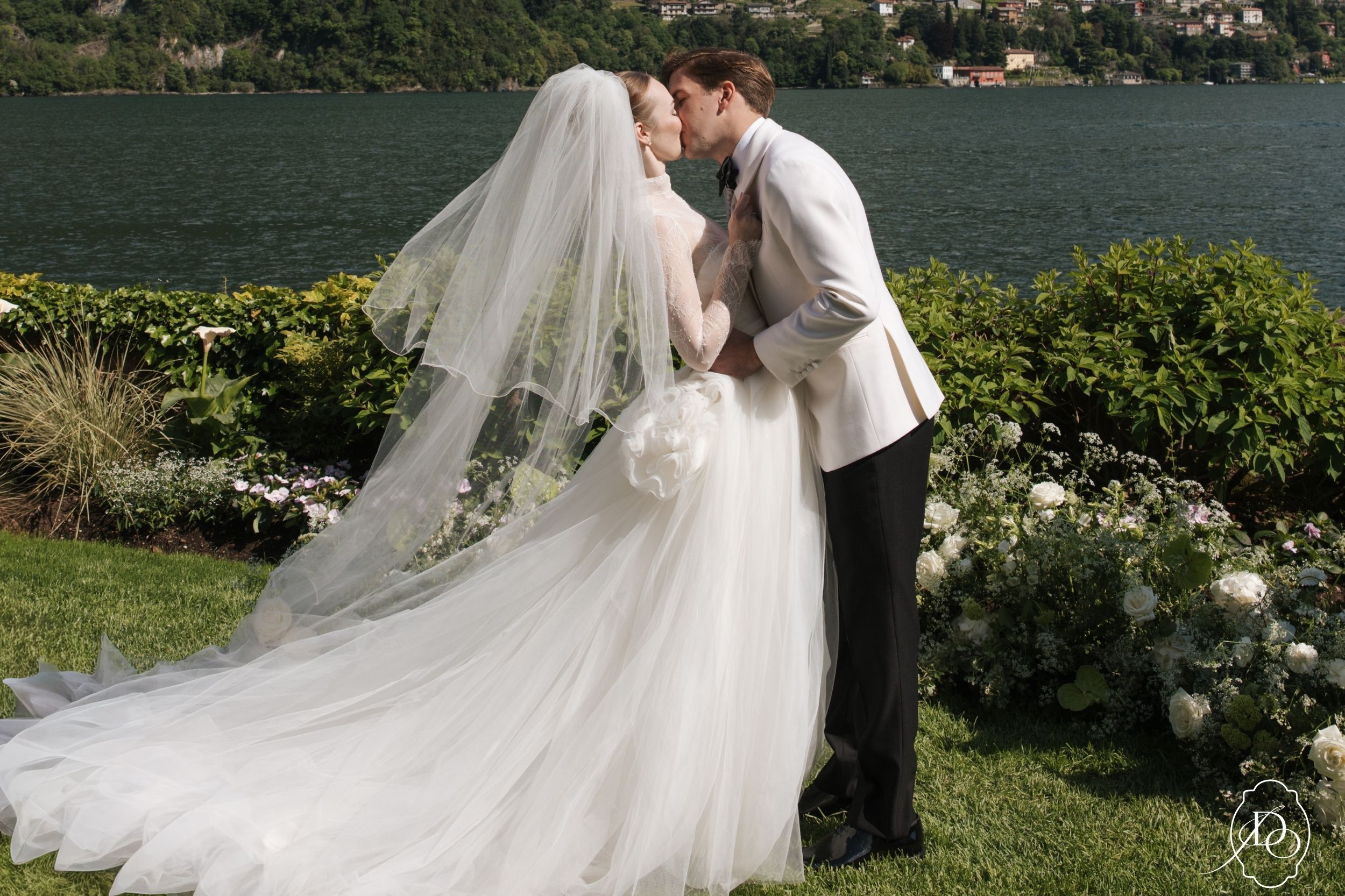 An Intimate and Timeless Wedding at Villa Teolinda, Lake Como